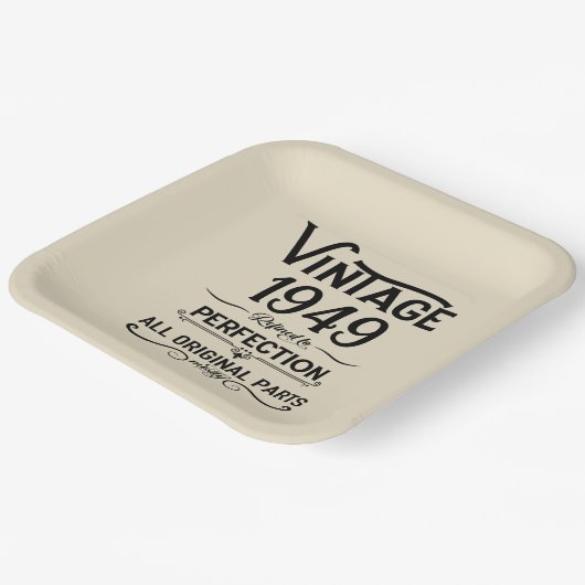 パーソナライズされたヴィンテージ75歳の誕生日ギフトブラック ペーパープレート (傾斜あり)