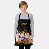 パーソナライズされた不気味Sports Fansのハロウィンの子ども エプロン (着用した状態)