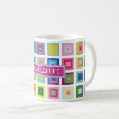 パーソナライズされた中世紀のカラフル正方形パターン コーヒーマグカップ (正面右)
