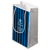 パーソナライズされた保落ち着いてクリエイティブ文字 スモールペーパーバッグ (裏面アングル)