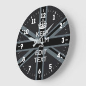 パーソナライズされた保 UKフラグ(黒) ラージ壁時計 (傾斜)