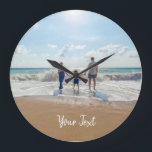 パーソナライズされた写真&カスタム文字テンプレート ラージ壁時計<br><div class="desc">独自の写真とデザインを使って、独自のパーソナライズされたカスタム文字を作成自分の写真と文字を使って自分で作る。母の日の贈り物、父の日の贈り物、ビジネス用品、会社の商品、オフィスのお飾り、家庭のお飾り、記念品、ペット、文字の贈り物、家族の記念品などに最適な写真とテンプレート。簡単から写カスタマイズ真へ、文字のテンプレートが必要なすべてパーソナライズされたのアイテムに対応します。</div>