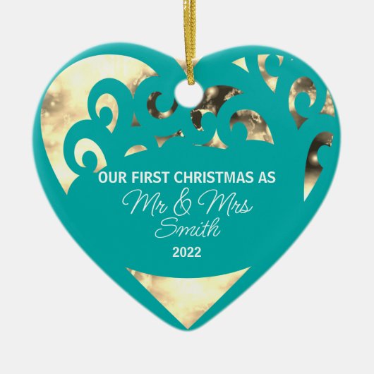 パーソナライズされた初めてのクリスマスそしてミセス セラミックオーナメント (正面)