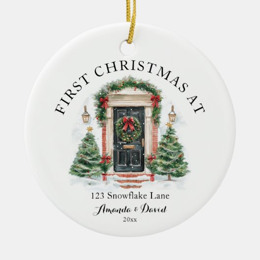 パーソナライズされた初めてのクリスマスアットザニューホーム セラミックオーナメント (正面)