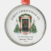 パーソナライズされた初めてのクリスマスアットザニューホーム メタルオーナメント (正面)