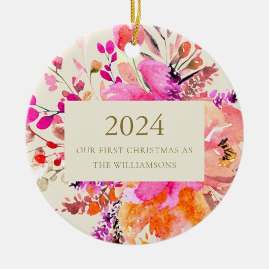 パーソナライズされた初めてのクリスマスピ結婚したンクフローラ セラミックオーナメント (正面)