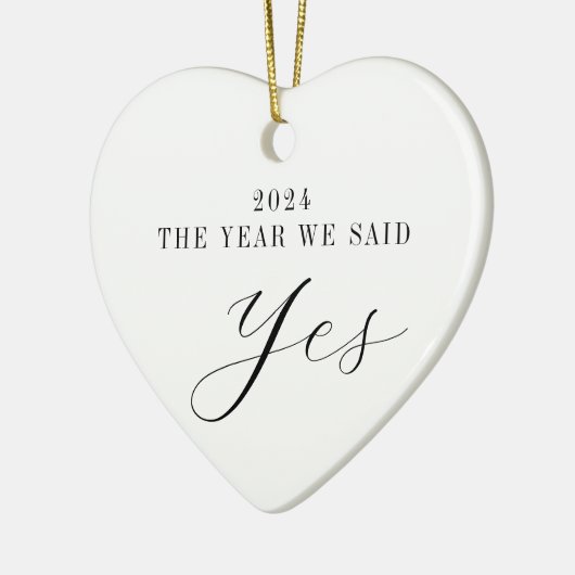 パーソナライズされた初めてのクリスマスミセス写結婚した真 セラミックオーナメント (左)