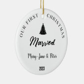 パーソナライズされた初めてのクリスマス結婚した セラミックオーナメント (右)