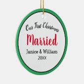パーソナライズされた初めてのクリスマス結婚した セラミックオーナメント (右)