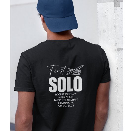 パーソナライズされた初単独飛行 | パイロット | 飛行機 Tシャツ