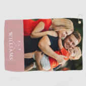 パーソナライズされた名前と写真のダスティーローズピンク ゴルフタオル (横)