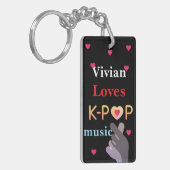 パーソナライズされた名前のK-pop キーホルダー (正面左)