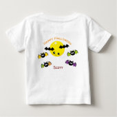 パーソナライズされた名前 ハロウィン ベビーTシャツ (裏面)