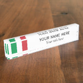 パーソナライズされた国名イタリアン国旗 デスクネームプレート (側面)