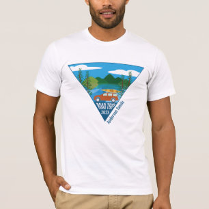 パーソナライズされた山への家族旅行 Tシャツ