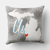 パーソナライズされた州グルームズ任意のカラー枕 クッション (裏面)