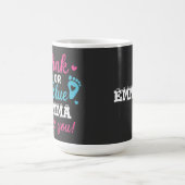 パーソナライズされた性別発表 ピンクまたはブルー ベイビーシャワー モーフィングマグカップ (中央)