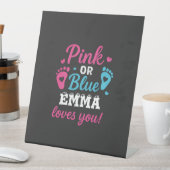 パーソナライズされた性別発表 ピンクまたはブルー ベイビーシャワー 台座サイン (インサイチュ)