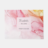 パーソナライズされた抽象芸術ピンクイ絵を描ンク ドアマット (正面)