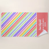 パーソナライズされた数々の色ストライプ色 ビーチタオル (正面)