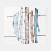 パーソナライズされた文字、沿岸流木ビーチテーマ フリースブランケット (正面(横))