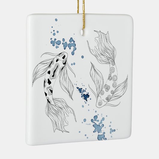 パーソナライズされた日本のコイ魚の泳ぐクリスマス セラミックオーナメント (右)