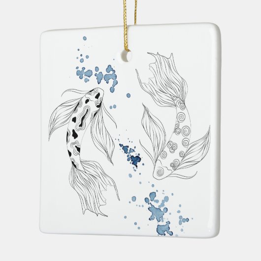 パーソナライズされた日本のコイ魚の泳ぐクリスマス セラミックオーナメント (左)