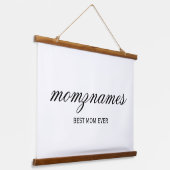パーソナライズされた最高の母の書名 吊り下げ型タペストリー (傾斜あり)