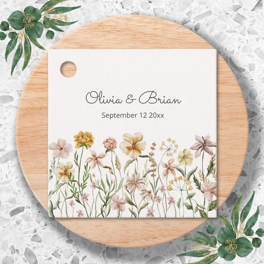 パーソナライズされた水彩画のワイルドフラワーの牧場の花のデザイン フェイバータグ