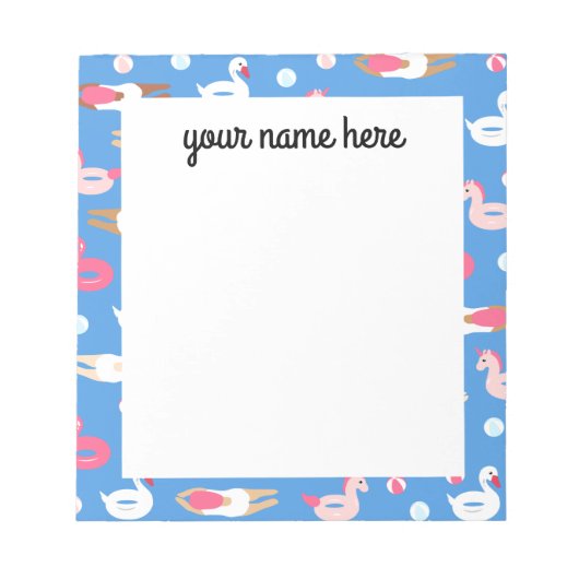 パーソナライズされた泳ぐ人とプール実数メモ帳 ノートパッド (正面)