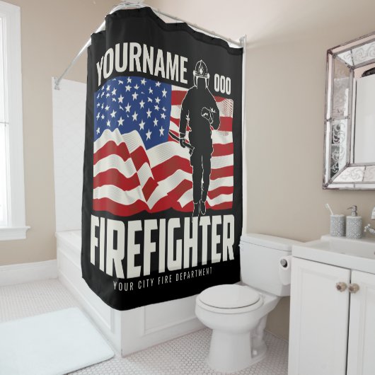 パーソナライズされた消防士の救出アメリカ国旗の愛国心 シャワーカーテン (インサイチュ)