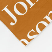 パーソナライズされた深いオレンジの繰り返しファミリ名 フリースブランケット (角)