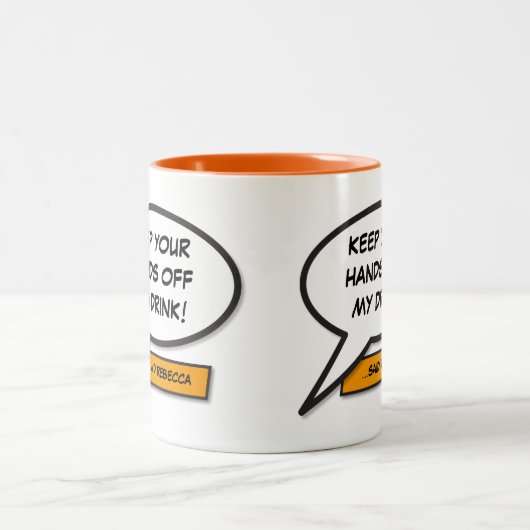 パーソナライズされた漫画書のスおもしろいピーチバブル ツートーンマグカップ (中央)