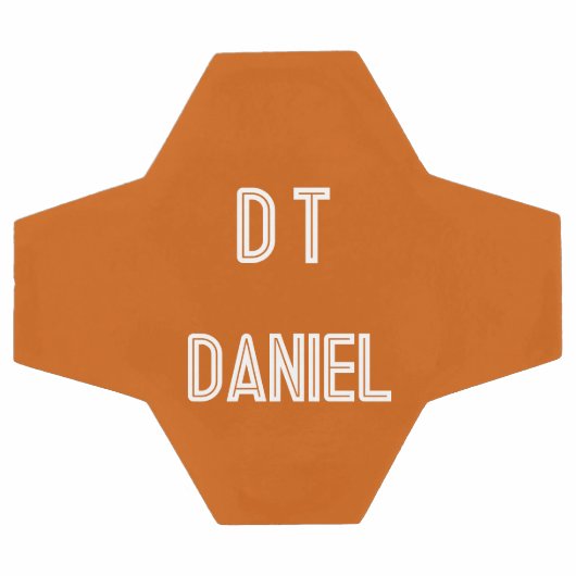 パーソナライズされた燃えたオレンジ色のサッカー サッカーボール (フラット)