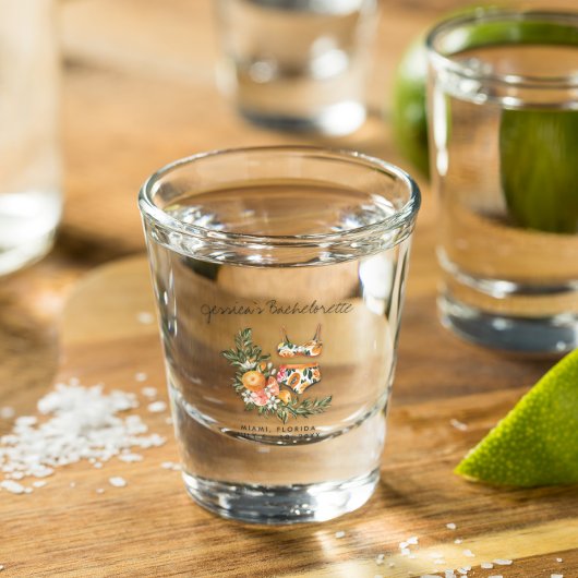 パーソナライズされた独身最後の週末パーティーのお土産 ショットグラス