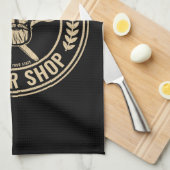 パーソナライズされた理容師ショップスカルロカビリーサロン キッチンタオル (四つ折り)