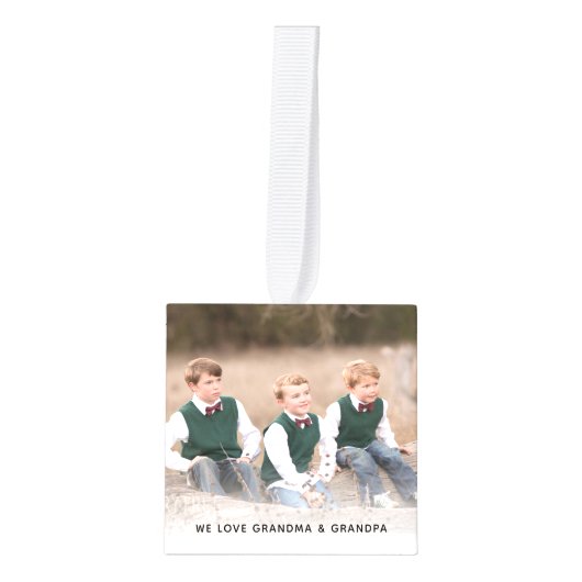 パーソナライズされた白黒格子模様のクリスマスフォト キューブオーナメント (正面)