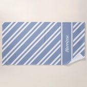 パーソナライズされた石板ブルーと白ストライプ色 ビーチタオル (正面)