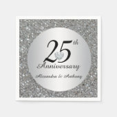 パーソナライズされた第25回シルバ結婚ー記念日ハート スタンダードカクテルナプキン (正面)