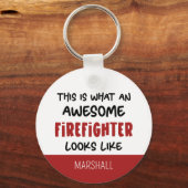 パーソナライズされた素晴らし消防おもしろい士 キーホルダー (裏面)