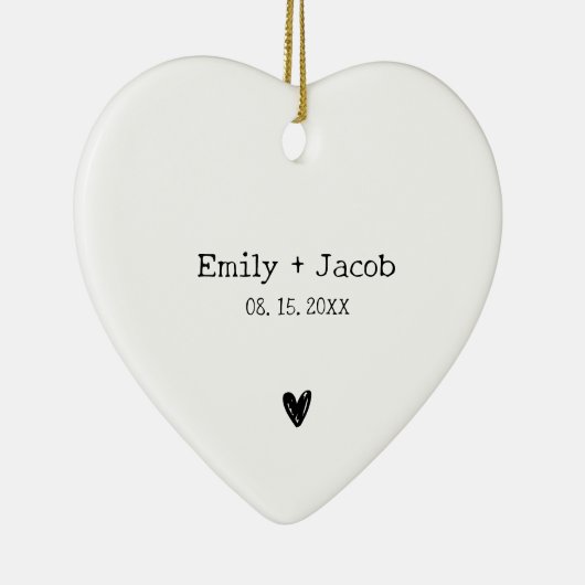 パーソナライズされた結婚カップル結婚した婚約 セラミックオーナメント (右)