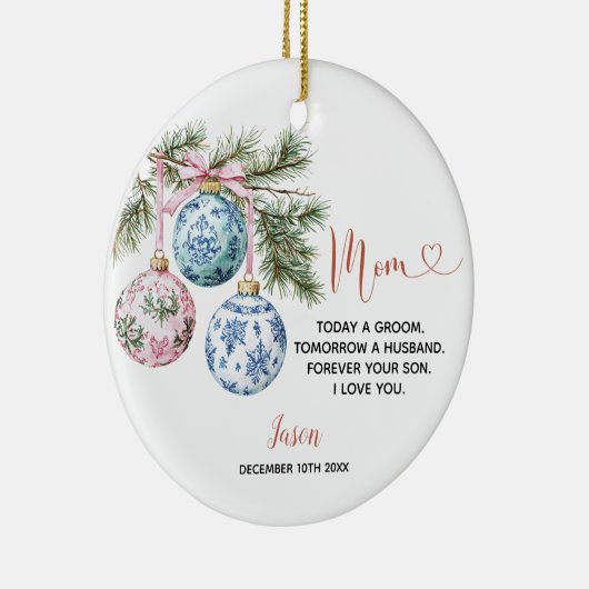パーソナライズされた結婚クリスマス新郎のお母さん セラミックオーナメント (右)