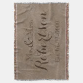 パーソナライズされた結婚素朴ヴィンテージ名 スローブランケット (正面縦)