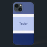 パーソナライズされた航海のストライプ iPhone 13ケース<br><div class="desc">青と白の航海のパタースタイリッシュンで包まれた携帯電話のケーストライプス。大きな青いと小さな白いストライプの複数の色ストライプ。青いパーソナライズされた文字に名前を印刷して</div>