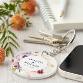 パーソナライズされた花のウェディングギフト キーチェーン フェイバー (正面右)