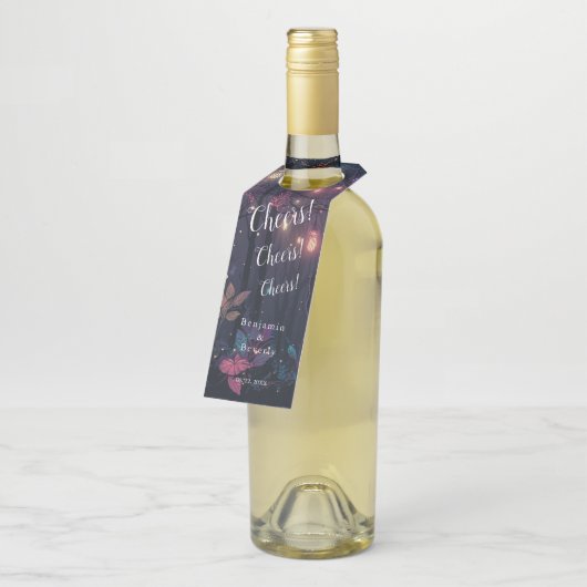 パーソナライズされた花のスプレーファンタジーアート ボトルネックタグ (アングル)