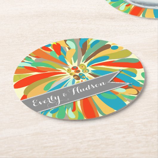 パーソナライズされた菊はっきりしたカラフルフローラ ラウンドペーパーコースター (アングル)