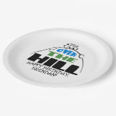 パーソナライズされた誕生日オーバーザヒル ペーパープレート (アングル)