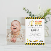 パーソナライズされた誕生日フォト建築トラック 招待状 (スタンド正面)