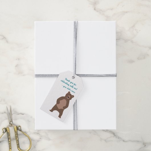 パーソナライズされた誕生日モダンブラウンベアーフェイヴバッグ ギフトタグ (より糸付き)